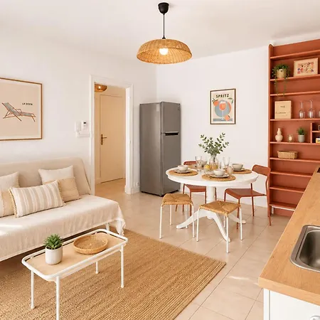 Ferienhaus Henri Camille Real Estate - Cirodde - 2bedrooms 5 Min Croisette