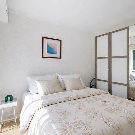 Ferienhaus Henri Camille Real Estate - Cirodde - 2bedrooms 5 Min Croisette Cannes